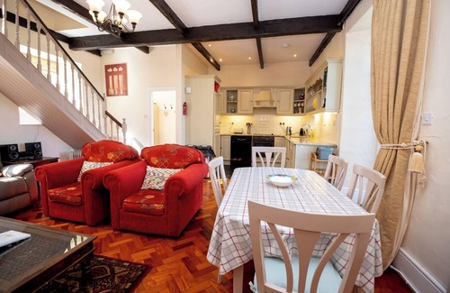 Sixmilebridge Cabin | Luxury and elegant lakeside lodges, Boating activities and pet friendly.
