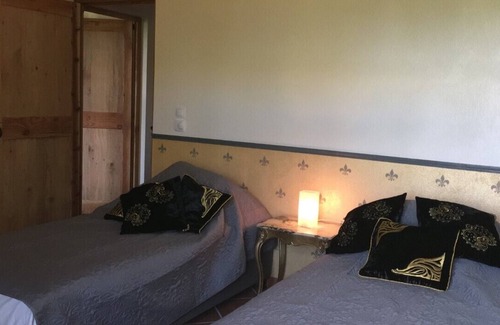 Mouzens Other | Luxury apartment in a renovated Chateau with a view of the Pyrenees.
