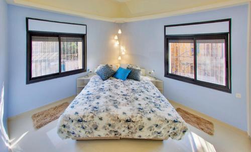Emek Refaim Apartment | Luxury apartment in the heart of the German colony