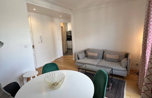17th Arrondissement Apartment | Luxury Apartment Paris/Monceau