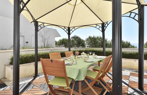 Znjan Apartment | Luxury apartment seaside on the beach