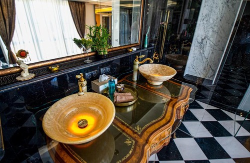 Sofia Apartment | Luxury Apartment Sofia - The Royal Safari Suite