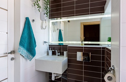 Lypky House | Luxury apartment with a big Jacuzzi and Sauna!