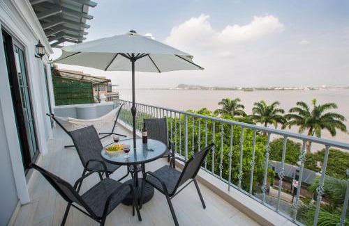 Las Penas Apartment | Luxury Apartments in Las Peñas - Guayaquil, LA ROSA DEL RIO Building, Balconies with Panoramic Views, Relaxation and Within the Tourist Zone