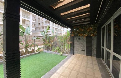 Warraq al Arab Apartment | Luxury Apt. with Private Garden | Central Location