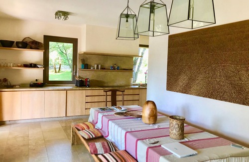 Rognes Villa | Luxury Bastide in Authentic Provence