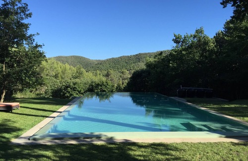 Rognes Villa | Luxury Bastide in Authentic Provence