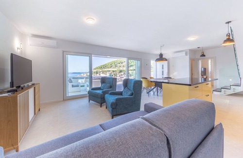 Vis Villa | Luxury Blue Villa Onix with Private Pool Vis Island