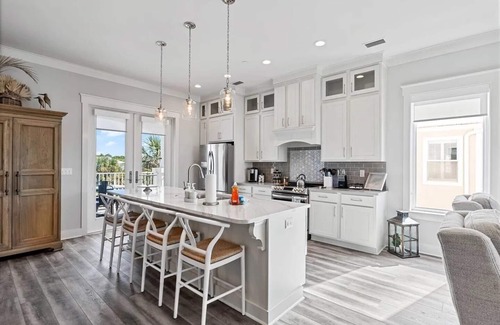 Bid-a-wee Beach House | Luxury Breeze - Luxury Home with Private Pool & Private Beach!