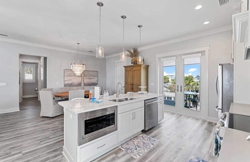 Bid-a-wee Beach House | Luxury Breeze - Luxury Home with Private Pool & Private Beach!