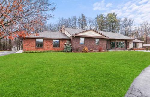 Aquashicola House | Luxury-Cabin Mount View *Gym*Game Room *Fire Place