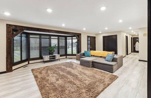 Aquashicola House | Luxury-Cabin Mount View *Gym*Game Room *Fire Place