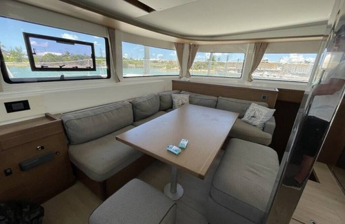 Lubbers Quarters Cay Boat Rental | Luxury Catamaran located in Marsh Harbour (4-cabins)- Lagoon 46