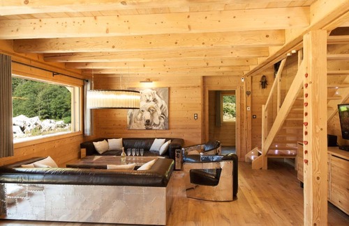 Chamonix-Mont-Blanc Ski Chalet | Luxury chalet located in an exceptional setting in the mountains