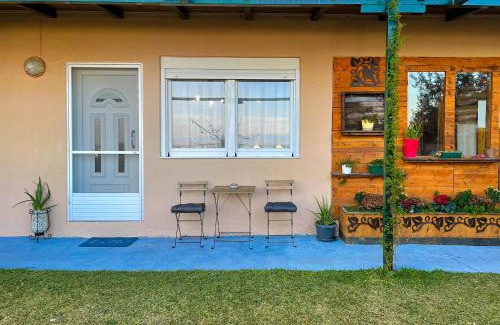 Serres Apartment | Luxury Cityview Apartment with Garden