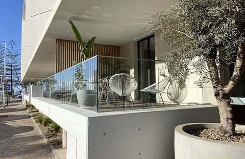Olhao Apartment | Luxury Classic Style, Modern Amenities. On the Marina. Rooftop pools,