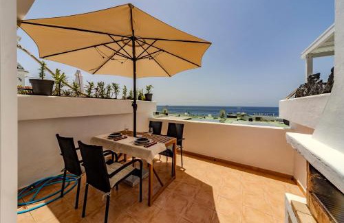 Puerto del Carmen Apartment | Luxury Colony Club Sea Views