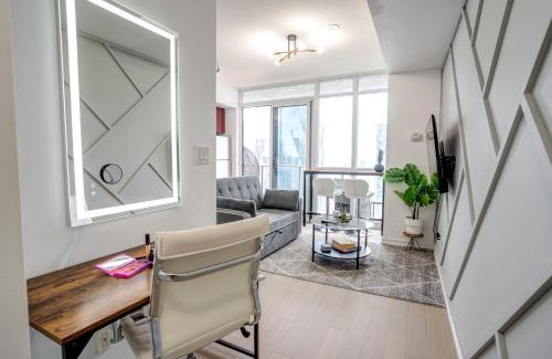 Downtown Toronto Apartment | Luxury Condo Living Downtown Toronto
