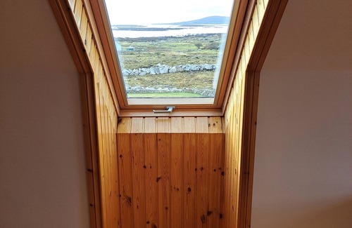 Connemara Cottage | Luxury Connemara Cottage With Panoramic Views Of The Sea And Mountains