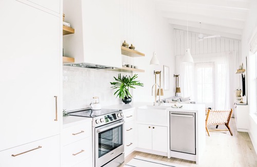 Seven Mile Beach Cottage | Luxury Cottage, 1bd/1ba steps to Pool+7 Mile Beach