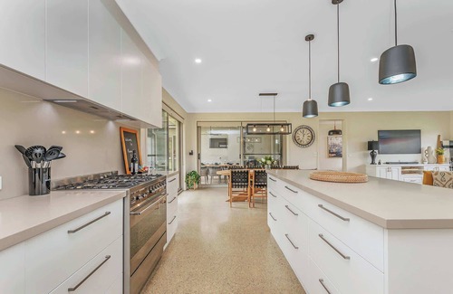 Moama House | Luxury Designer Home | Smart Living | 4 Bedrooms