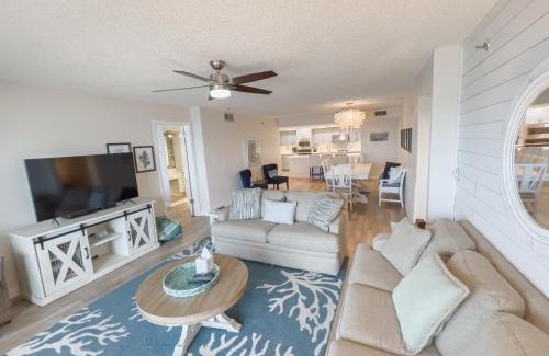 Ormond-by-the-Sea House | Luxury, Direct Oceanfront Unit and Balcony, Northeast Corner, Heated Pool, Garage Parking