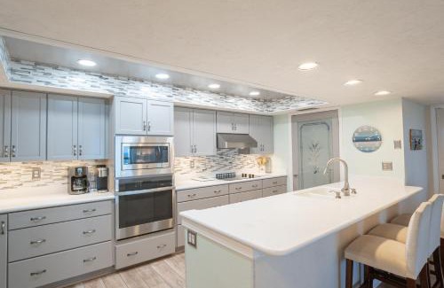 Ormond-by-the-Sea House | Luxury, Direct Oceanfront Unit and Balcony, Northeast Corner, Heated Pool, Garage Parking