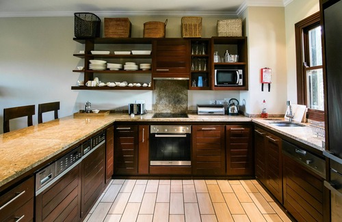 Eden Island Apartment | Luxury Eden Island Apt - 1st Floor, quiet,WiFi, near beach, pool+childrens pool