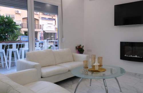 Paphos Apartment | Luxury Fani House Next to Harbor area with Jacuzzi