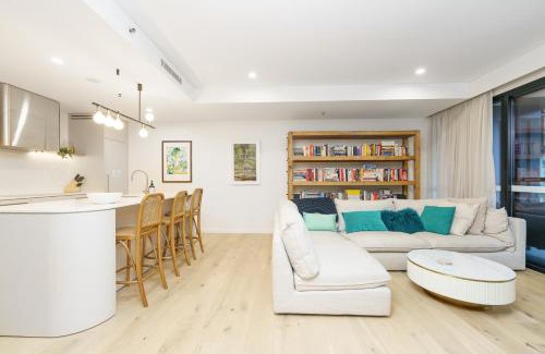 Griffith Apartment | Luxury Griffith Retreat steps from Iconic Manuka - Hosted by Canstay