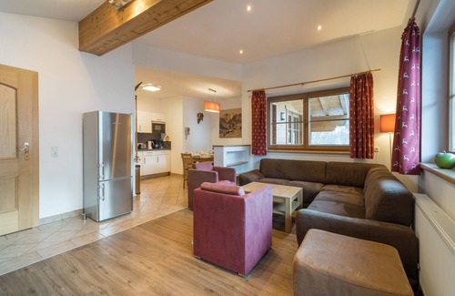 Viehhofen House | Luxury group accommodation near lift