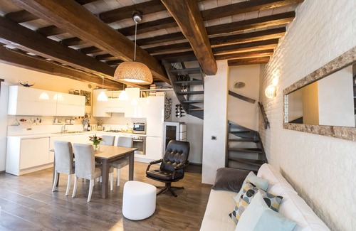 Montone House | Luxury guesthouse, nestled in the Italian countryside, Umbria, Italy