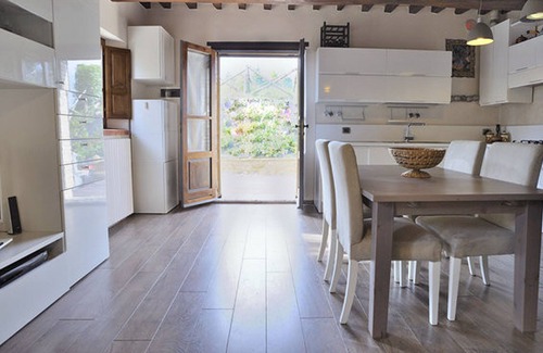 Montone House | Luxury guesthouse, nestled in the Italian countryside, Umbria, Italy