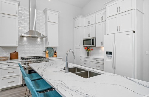 Cape San Blas House | Luxury Gulf-Front Retreat. Heated Pool, Pet-Friendly. September Price Drops