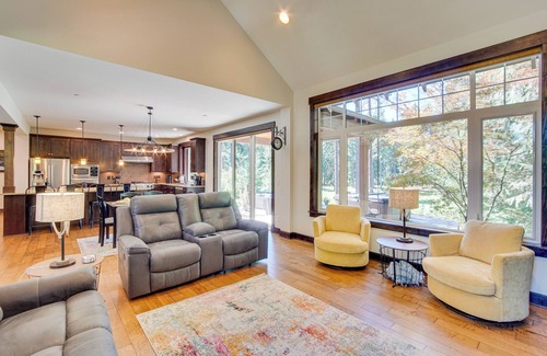 Cle Elum House | Luxury Home in Suncadia Hot Tub + Fire Pit!