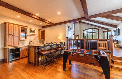 Warrior's Mark West House | Luxury Home; Mountain Views; on Ski Trail; Hot Tub