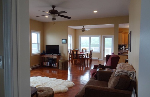 Brigus South House | Luxury Home Near La Manche and Cape Broyle with Spectacular Ocean Views