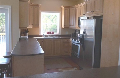 Brigus South House | Luxury Home Near La Manche and Cape Broyle with Spectacular Ocean Views