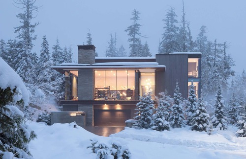 Whistler Creekside House | Luxury Home with Pool, Jacuzzi, Cinema, Pool Table