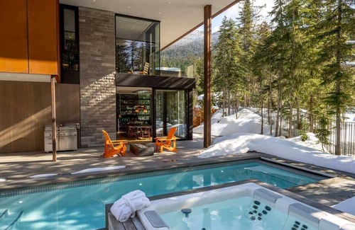 Whistler Creekside House | Luxury Home with Pool, Jacuzzi, Cinema, Pool Table