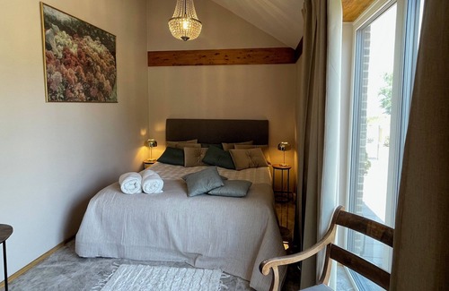Strøby Ladeplads Cottage | Luxury house directly to the sea, high comfort, SPA, SUP, close to CPH and Malmö