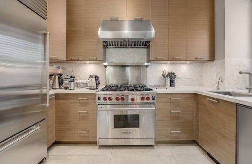 West Point Grey House | Luxury Jericho Beach House with Park-View
