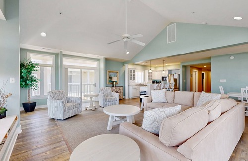 Midtown Ocean City House | Luxury Key Largo Penthouse w/Ocean View, WiFi, AC, W/D - 1/2 Block to Beach
