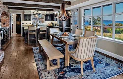 Inglewood-Finn Hill House | Luxury Kirkland House with Water Views and Sunsets