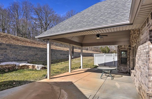 Coopertown Cottage | Luxury Large Group Cottage: 30 Min to Nashville!