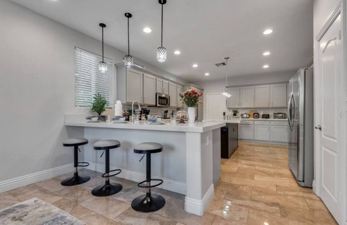 Henderson Apartment | Luxury Las Vegas Villa: Heated Pool & Game Room