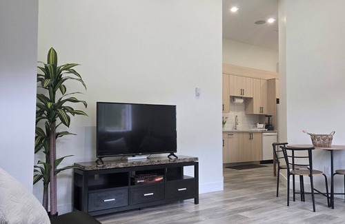 Prince George Apartment | Luxury Lodge Getaway. W/private entrance in the luxurious part of Prince George