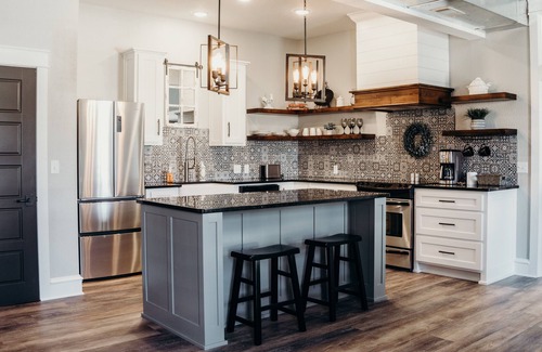 Mena Apartment | Luxury Loft in the heart of Mena