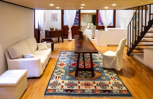San Marco Apartment | Luxury Loft next to Saint Mark