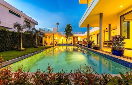 Hua Hin Villa | Luxury Modern 6 Bed Private Pool Villa LLW